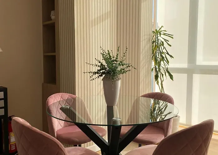 A Un Paso De La Catedral * Burgo