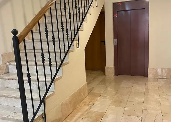 A Un Paso De La Catedral * Burgo